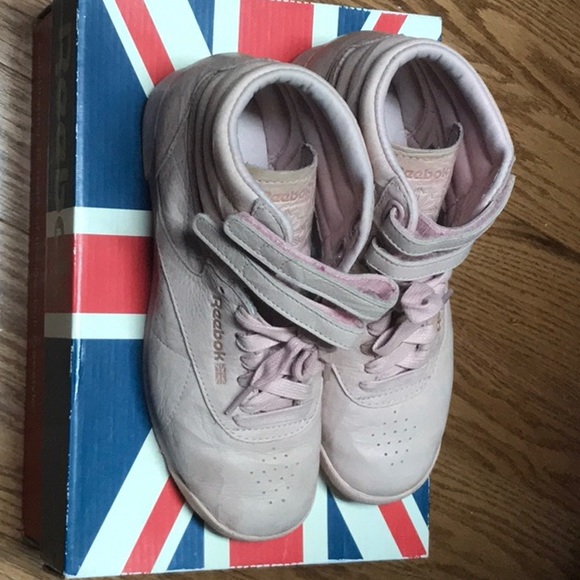 Reebok Freestyle Shoes - Picture 2 of 6